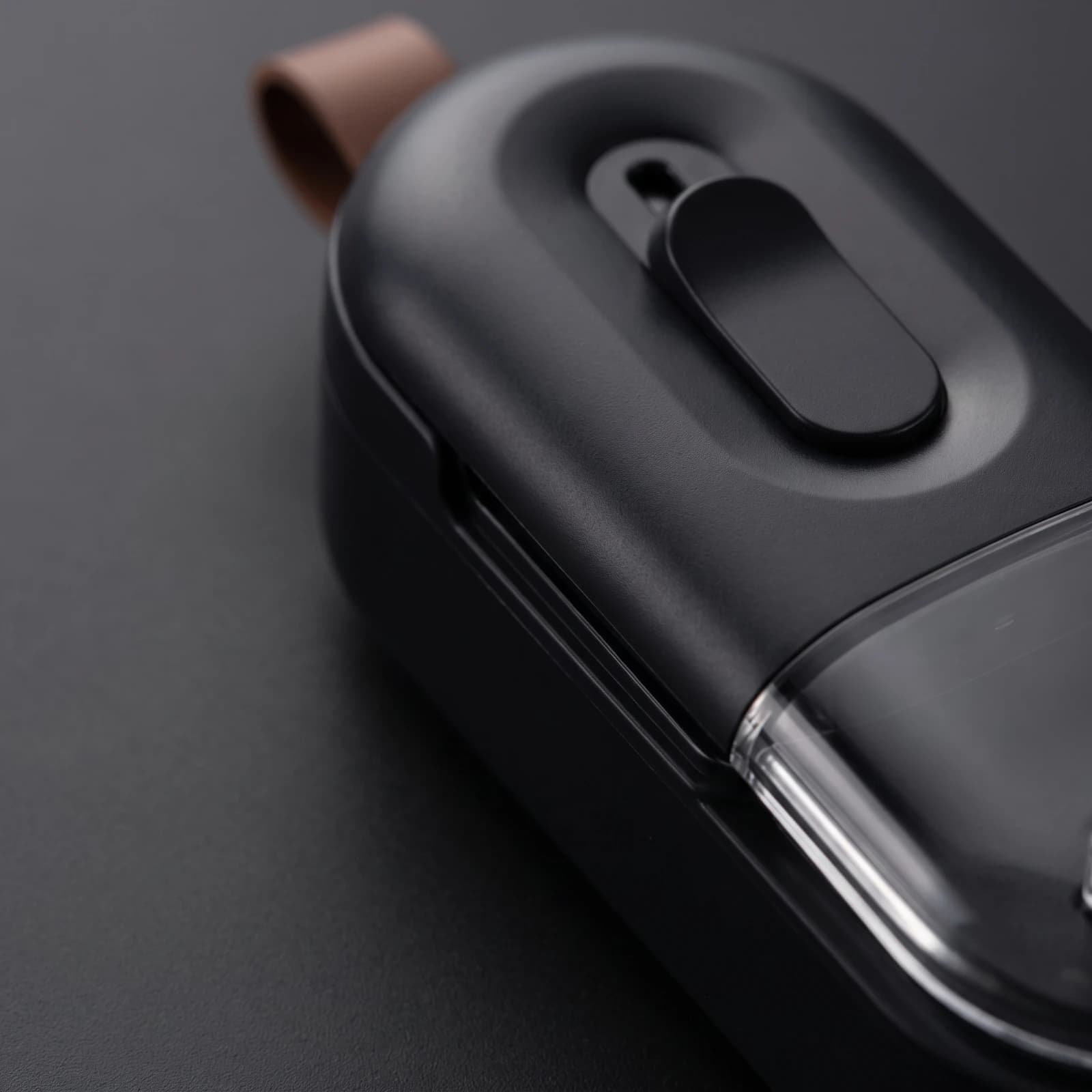 Mini Bag Sealer with Cutter Portable Handheld Bag Sealer Package Opener Compact Kitchen Gadget Fresh Keeping for Snack Storage