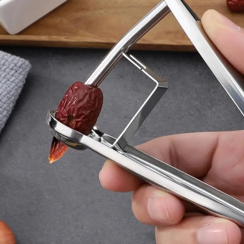 Multi - Functional Pit Remover For Cherries Hawthorns Red Dates Olives Creative Pitting Tool Small Kitchen Gadget For Home Use