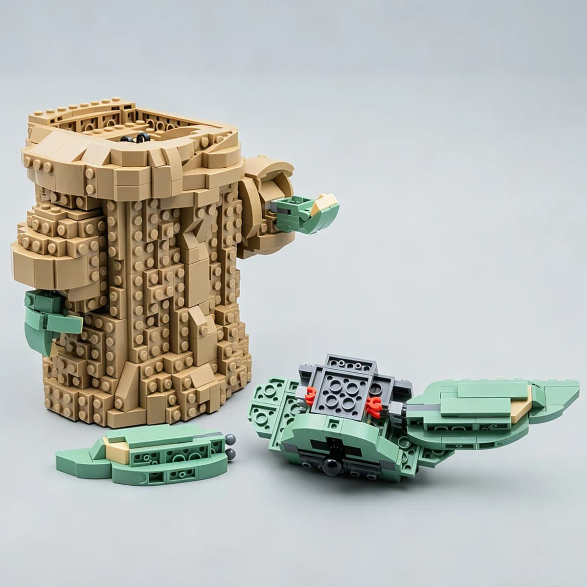 Designer Party Gift Space-Alien Stars-Aliens-Master Home Decor Display Model Building Block Bricks Toys Set Gift