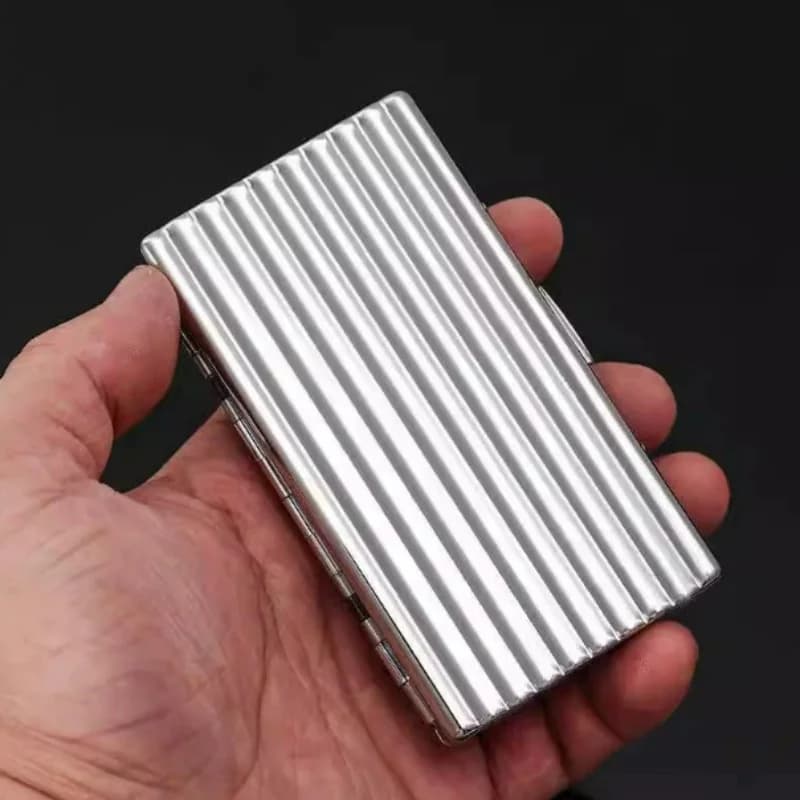 Metal Cigarette Case Slim 20 Capacity Card Slot Design Secure Storage Anti-Shaking Portable Outdoor Storage Box
