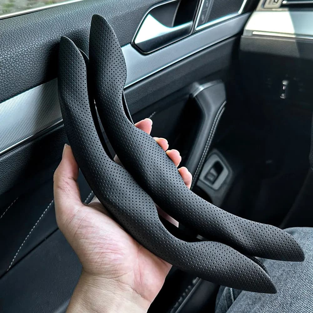 2PCS Universal Round Car Steering Wheel Cover Winter Fur Warm Carbon Fiber Leather Anti-slip Protective Case Luxury Accessories