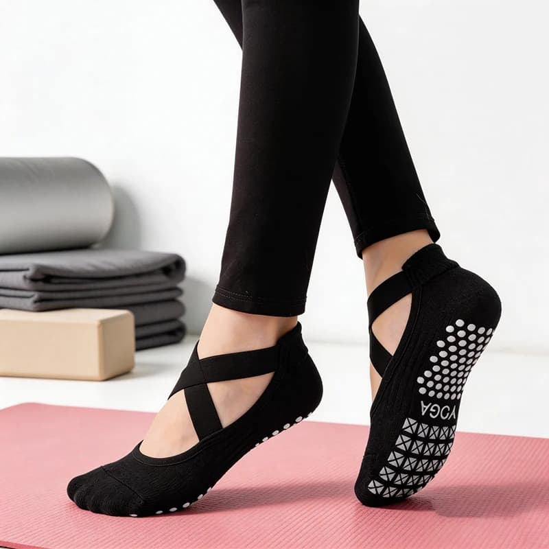 Women Non-Slip Yoga Socks Silicone Indoor Cotton Bandage Backless Pilates Fitness Sock Ladies Ballet Dance Sports Grippers Socks