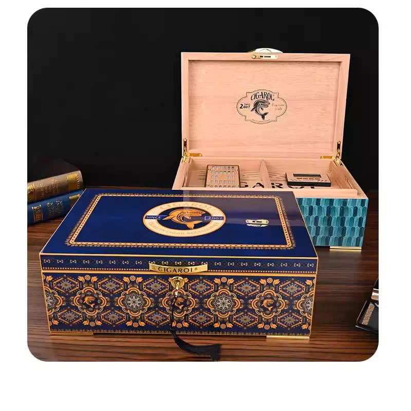 Luxury Cedar Wood Cigar Humidor Box, Sealed Double-Layer Large Capacity Storage Case, Holds Over 80 Cigars with Humidifier