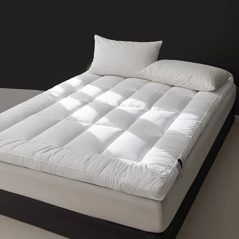 Mattress Topper with High Elasticity, Breathable and Soft Quilted Cooling Mattress Pad  - Versatile Use for Home and Camping