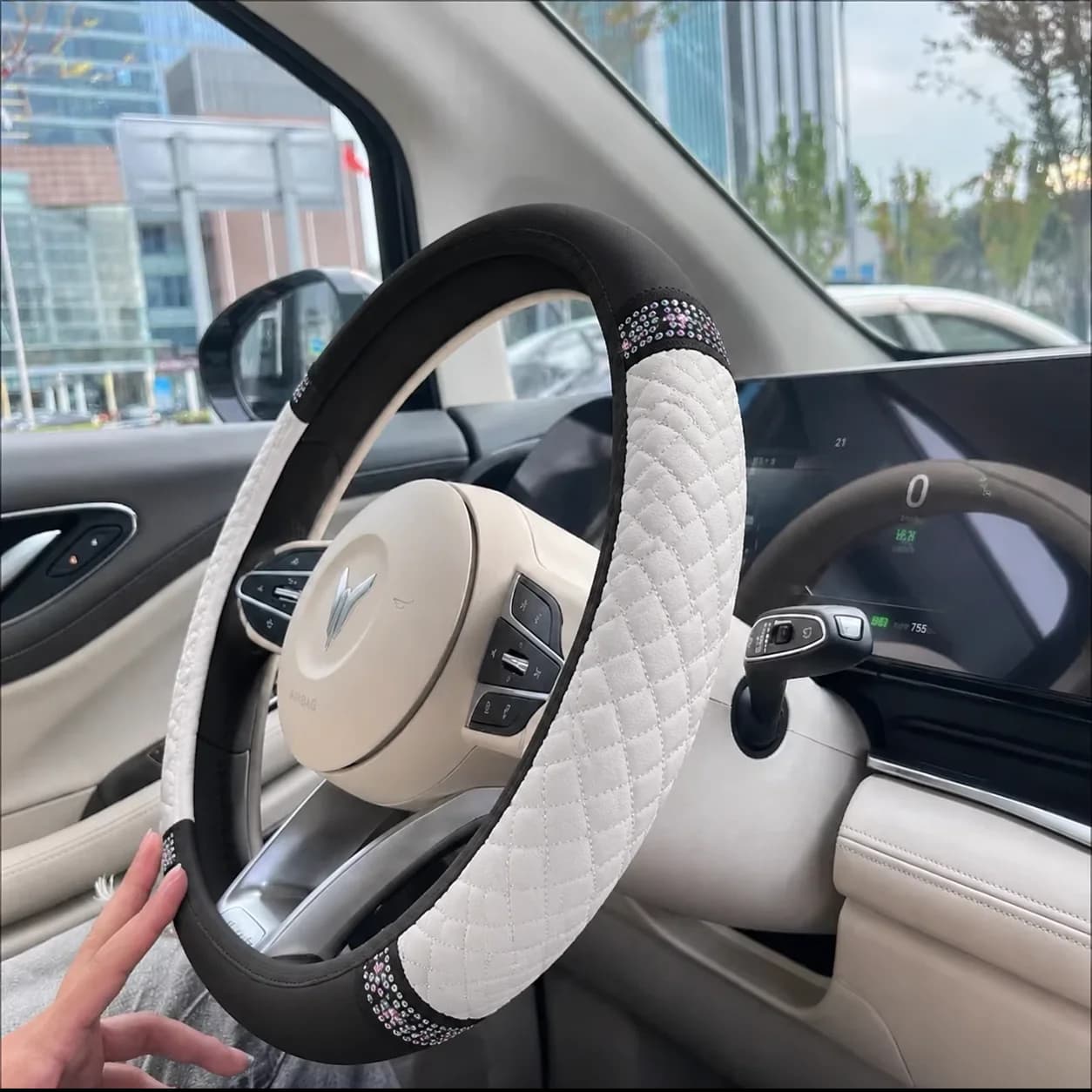 Napa Leather Perforated Patchwork Car Steering Wheel Cover, Non-slip, Breathable, Universal 15 Inch (Approx. 38.1cm)